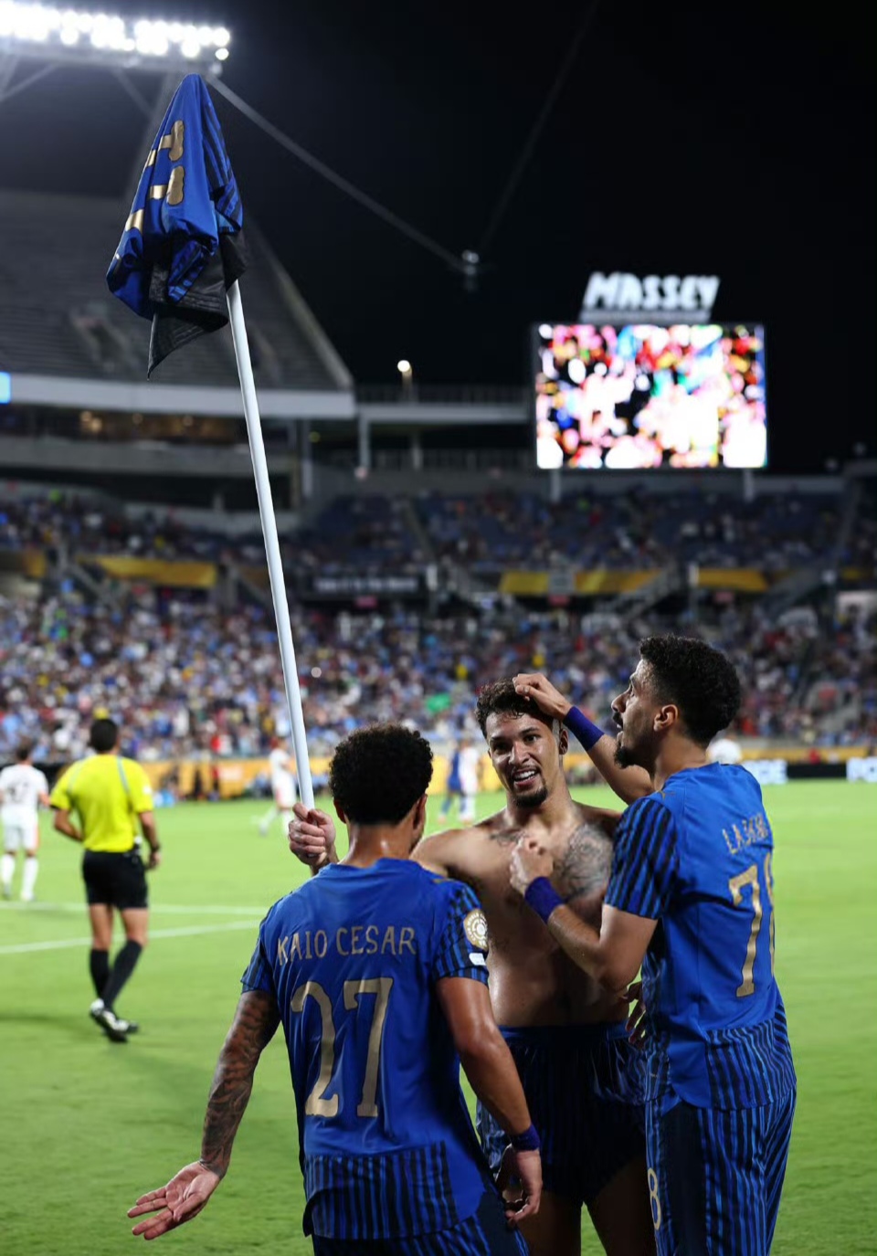 清晨意甲传出新动向,萨克拉门托国王刷新队史纪录,管理层表态:信心回归,纪律约束更严格的简单介绍 清晨意甲传出新动向,萨克拉门托国王刷新队史纪录,管理层表态:信心回归,纪律约束更严格的简单介绍